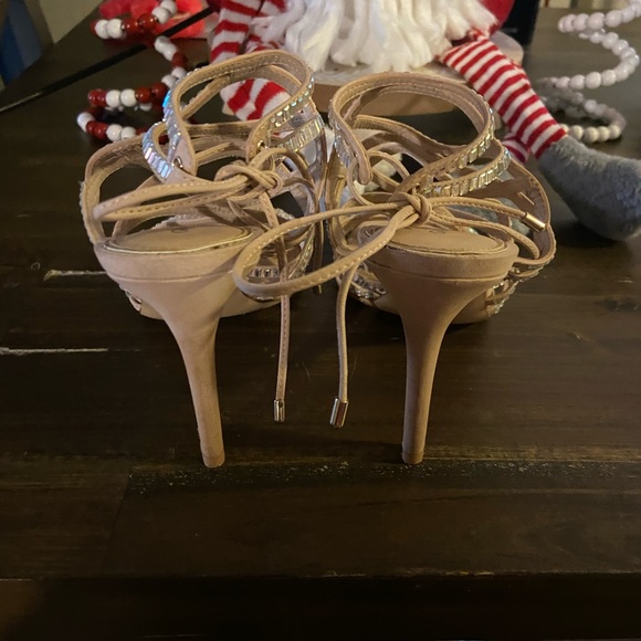 Gianni Bini formal heels rhinestones bling nude 6.5 - Picture 3 of 5